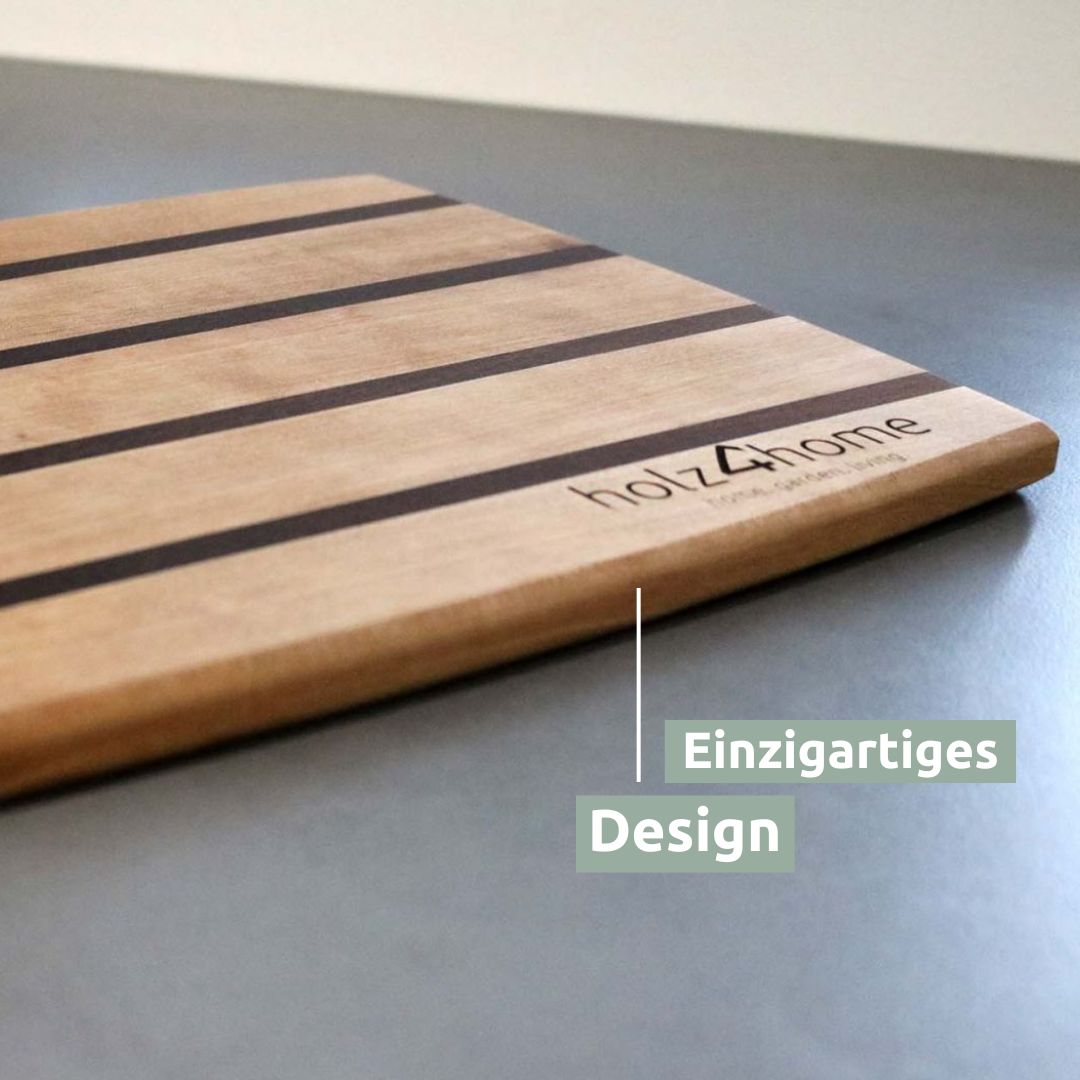 Schuine weergave van de gestreepte snijplank van berkenhout, uniek design