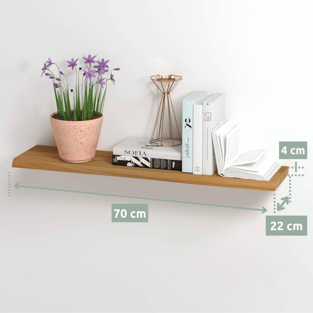 Maatgrafiek wandrek eiken 70 cm, gedecoreerd met bloempot, gouden draadobject en boeken