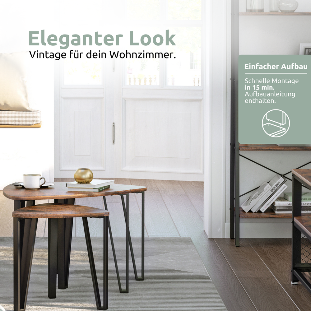 Radon-tafels in vintage-look bij het raam met koffiekopje en boeken, elegante woonkamerlook