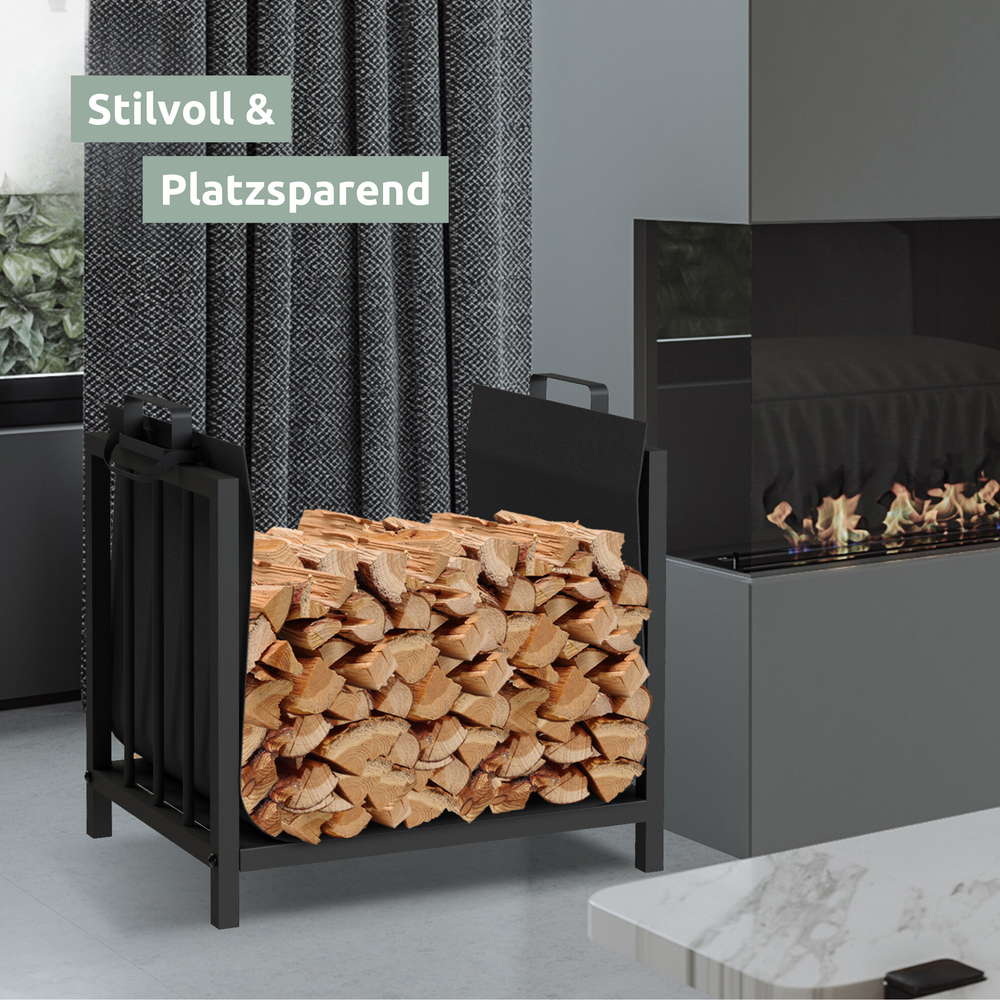 Zwart haardhoutrek van metaal met brandhout naast een moderne haard in een stijlvolle woonruimte