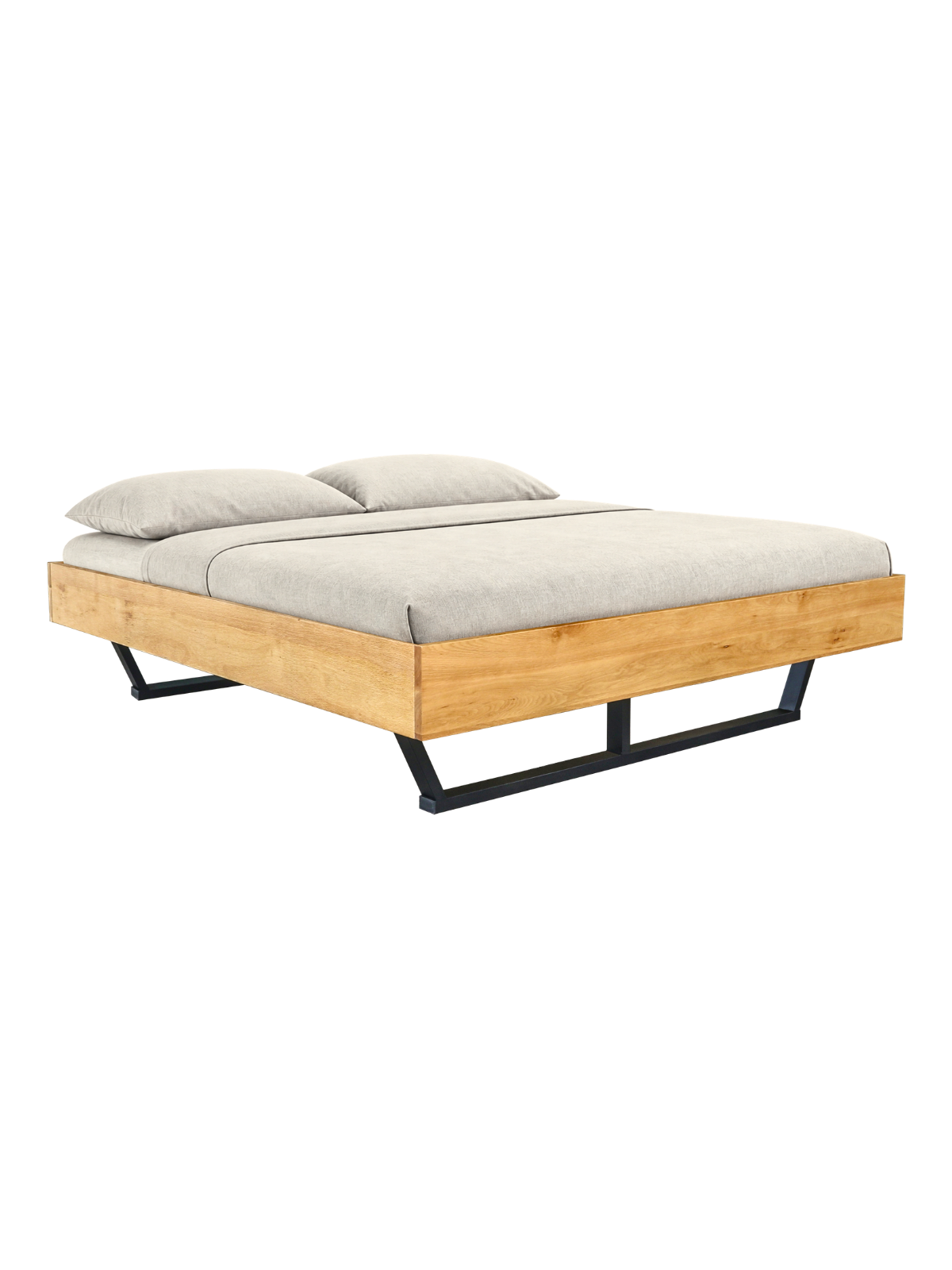 Massief houten bed Metall Light van eiken zonder hoofdbord met zwarte metalen sledepoten en grijs beddengoed