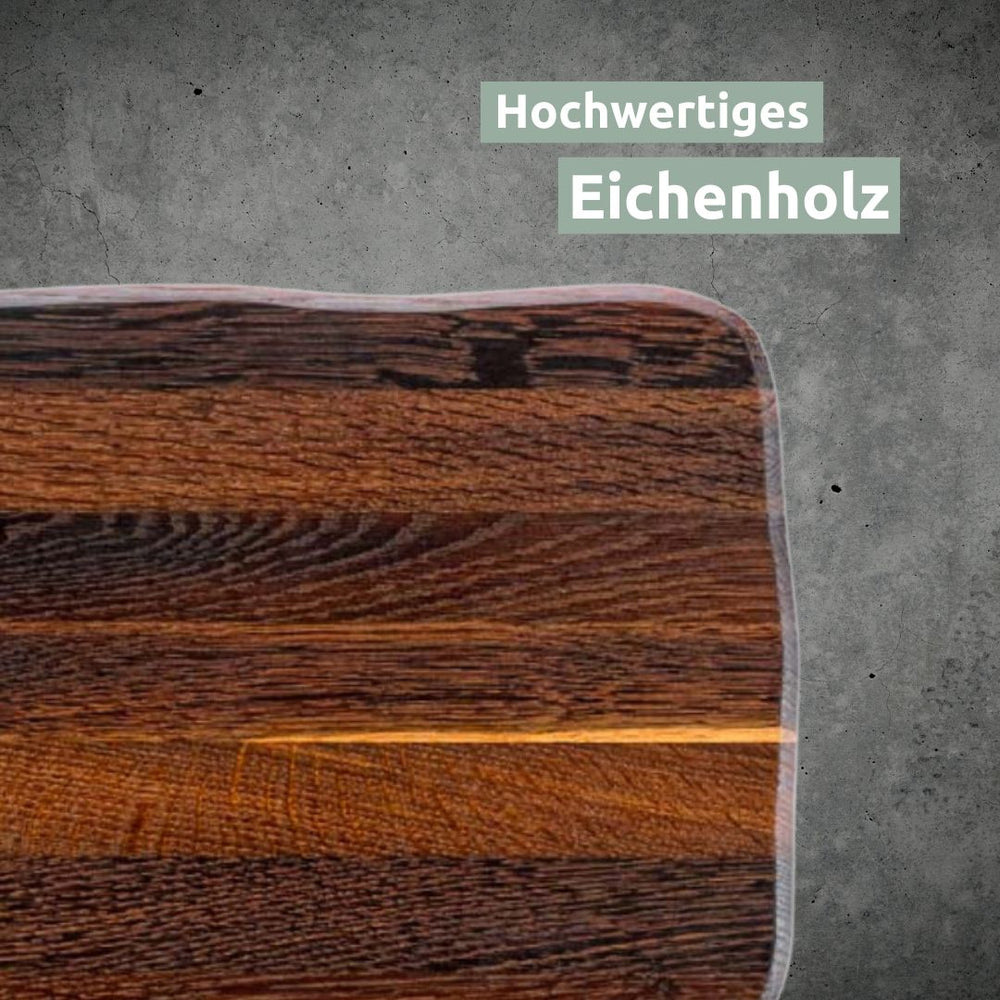 Close-up van de eikenhoutnerf op de donkere snijplank Basic