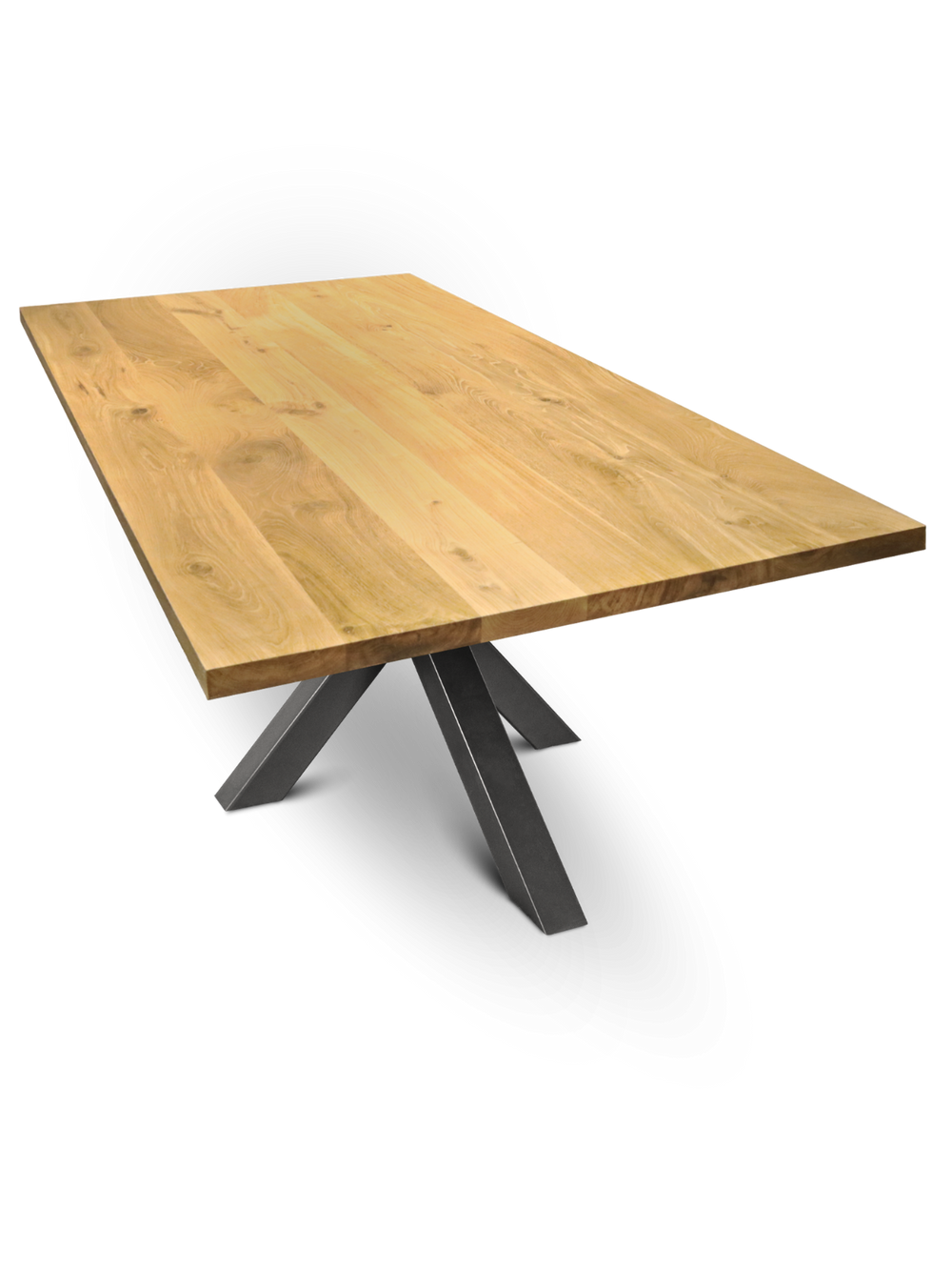 Massief houten tafel eiken met rechte rand, schuin aanzicht van het tafelblad op zwart Hora Spider-onderstel